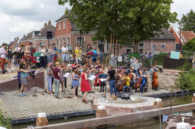 MUZIEK-IN-WESTERWIJTWERD_0175