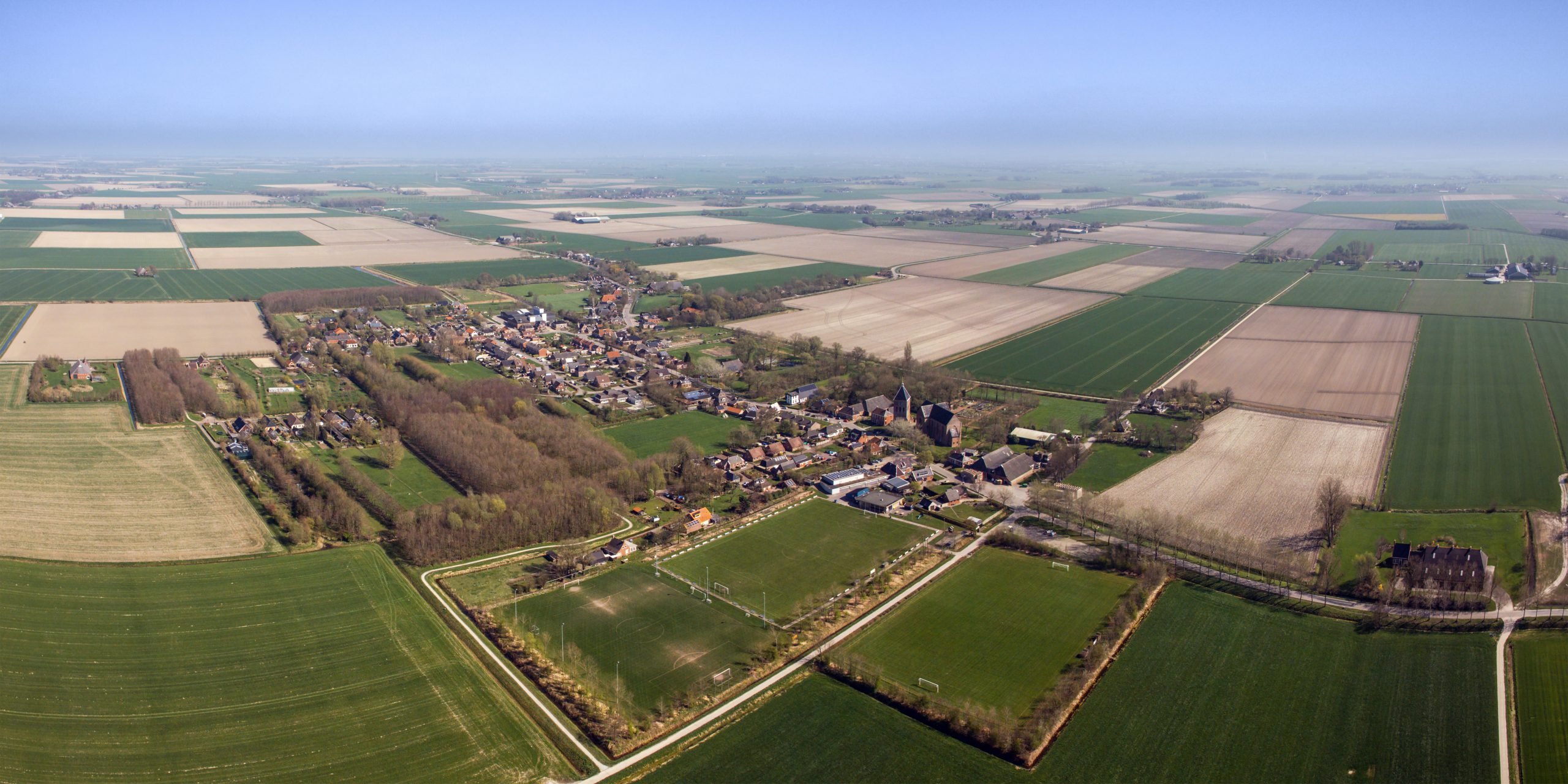 Zeerijp vanuit de lucht - Moi Loppersum!